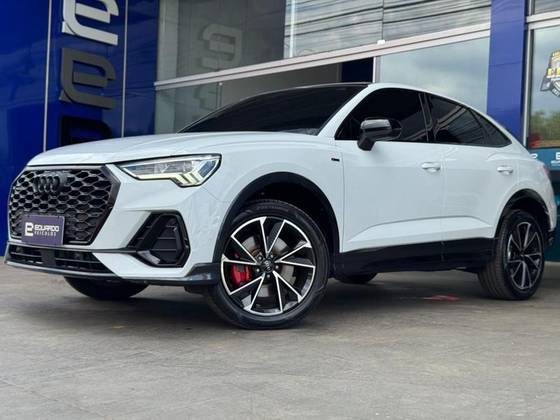 AUDI Q3 2.0 40 TFSI GASOLINA PERFORMANCE BLACK QUATTRO TIPTRONIC AUDI Q3 2.0 40 TFSI GASOLINA PERFORMANCE BLACK QUATTRO TIPTRONIC